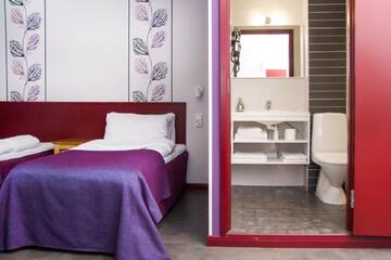 Фото номера Стандартный двухместный номер с 2 отдельными кроватями Отель Hotel Salora г. Сало 3