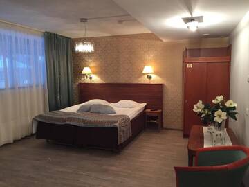 Фото номера Стандартный двухместный номер с 2 отдельными кроватями Отель Hotel Fjalar г. Сало 12