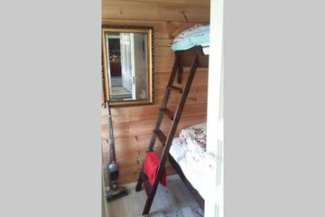 Фото номера Дом с 2 спальнями Дома для отпуска Cosy house by lake г. Сало 41